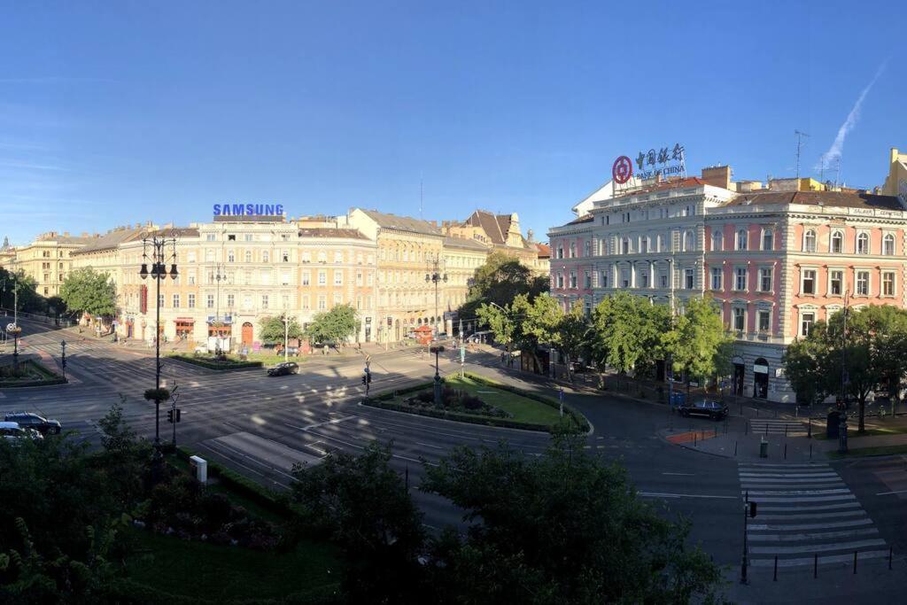 Renovated And Spacious Two-Bedroom Condo In Budapeszt Zewnętrze zdjęcie
